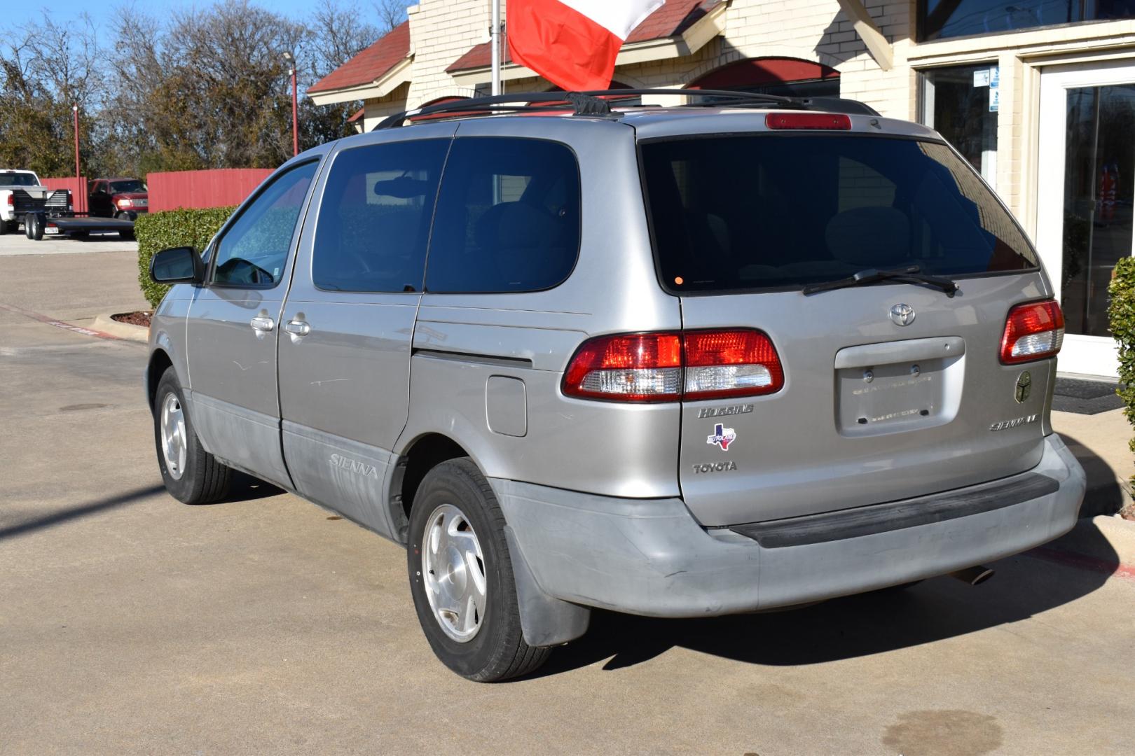 2002 Silver /Gray Toyota Sienna LE (4T3ZF13C42U) with an 3.0L V6 DOHC 24V engine, 4-Speed Automatic Overdrive transmission, located at 5925 E. BELKNAP ST., HALTOM CITY, TX, 76117, (817) 834-4222, 32.803799, -97.259003 - Buying a 2002 Toyota Sienna Van/Minivan can be a practical choice for several reasons: Reliability: Toyota vehicles are renowned for their reliability, and the Sienna is no exception. It's known to have a strong engine and durable construction, which means it can last for many miles with proper m - Photo#2
